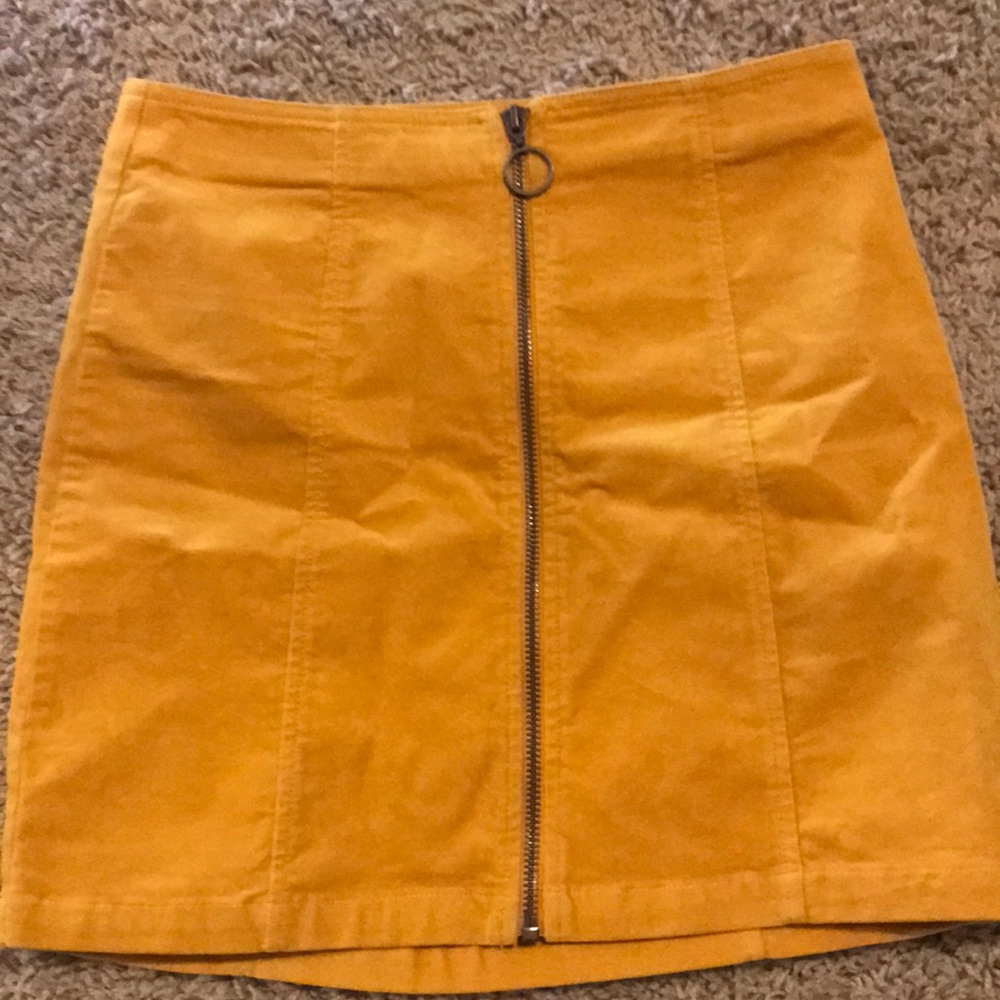 yellow zip up skirt